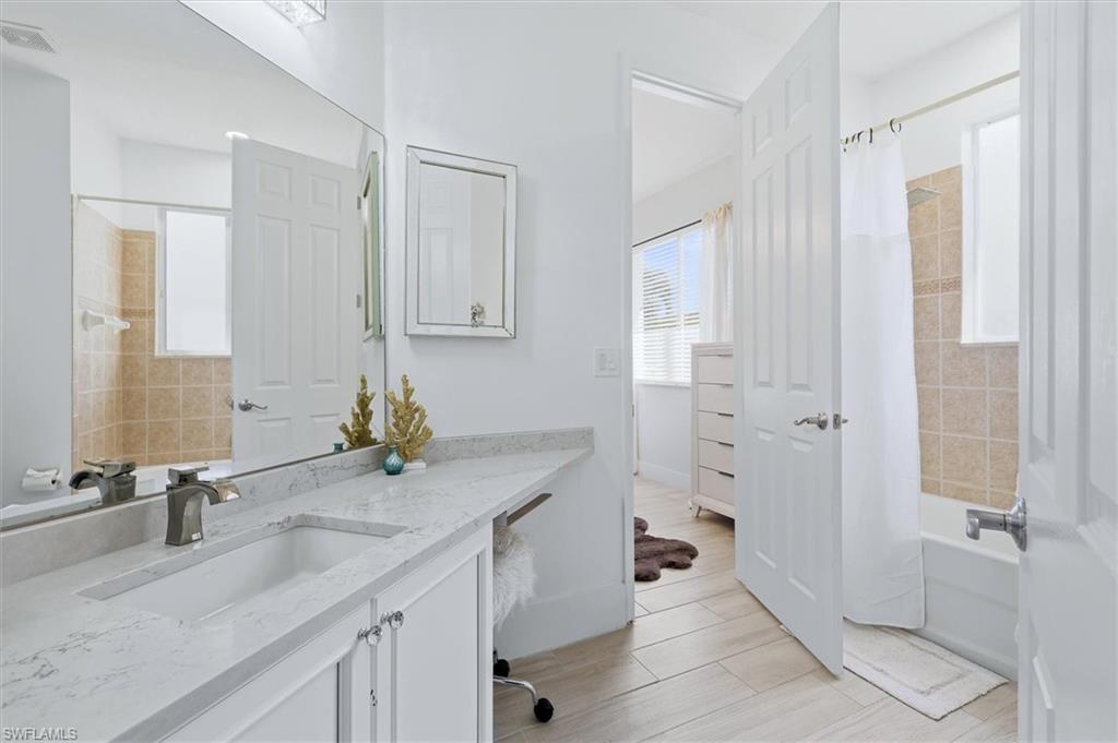 BEVERLY HILLS - Residential