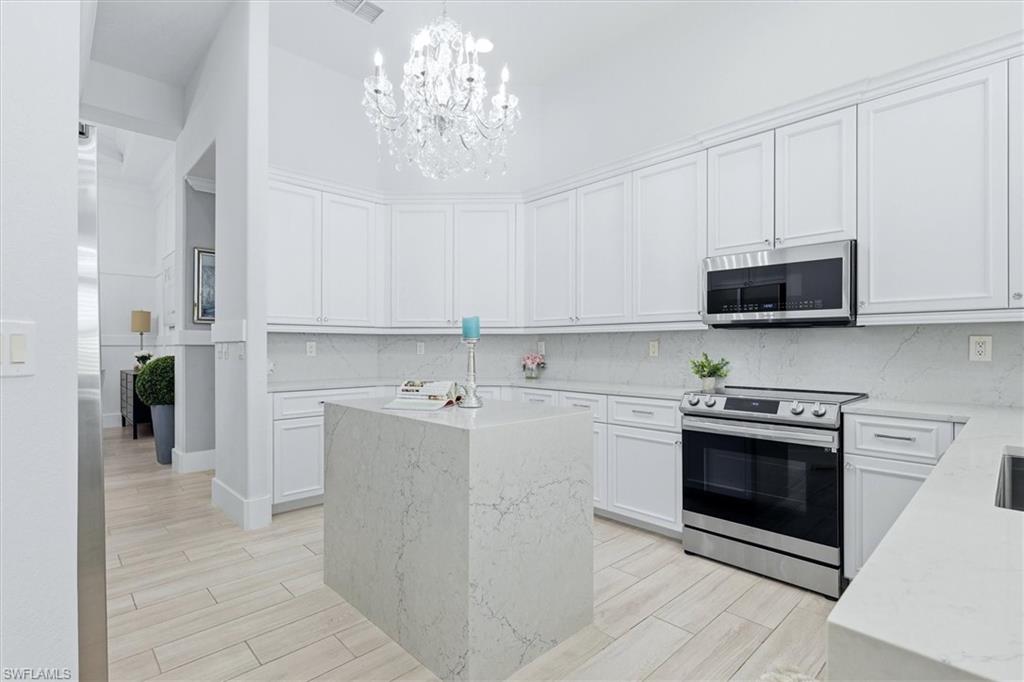 BEVERLY HILLS - Residential