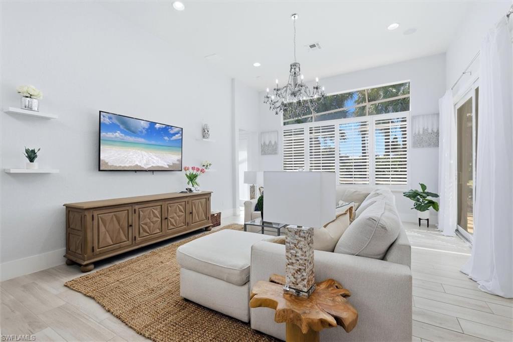 BEVERLY HILLS - Residential