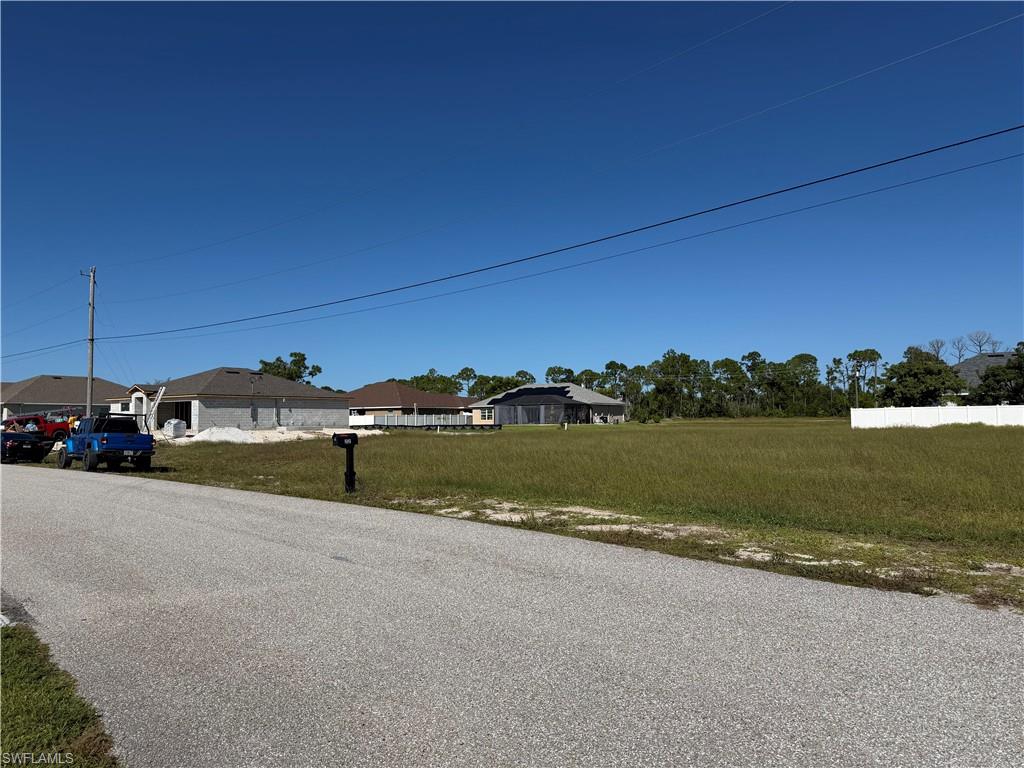 CAPE CORAL - Land