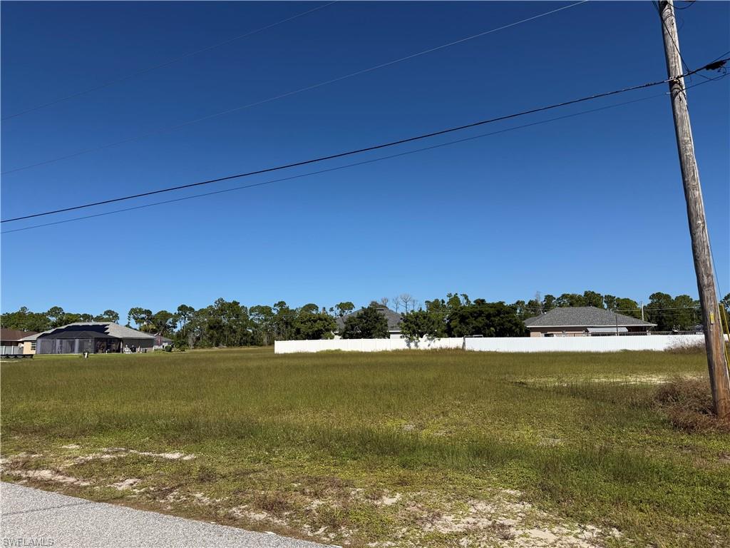 CAPE CORAL - Land