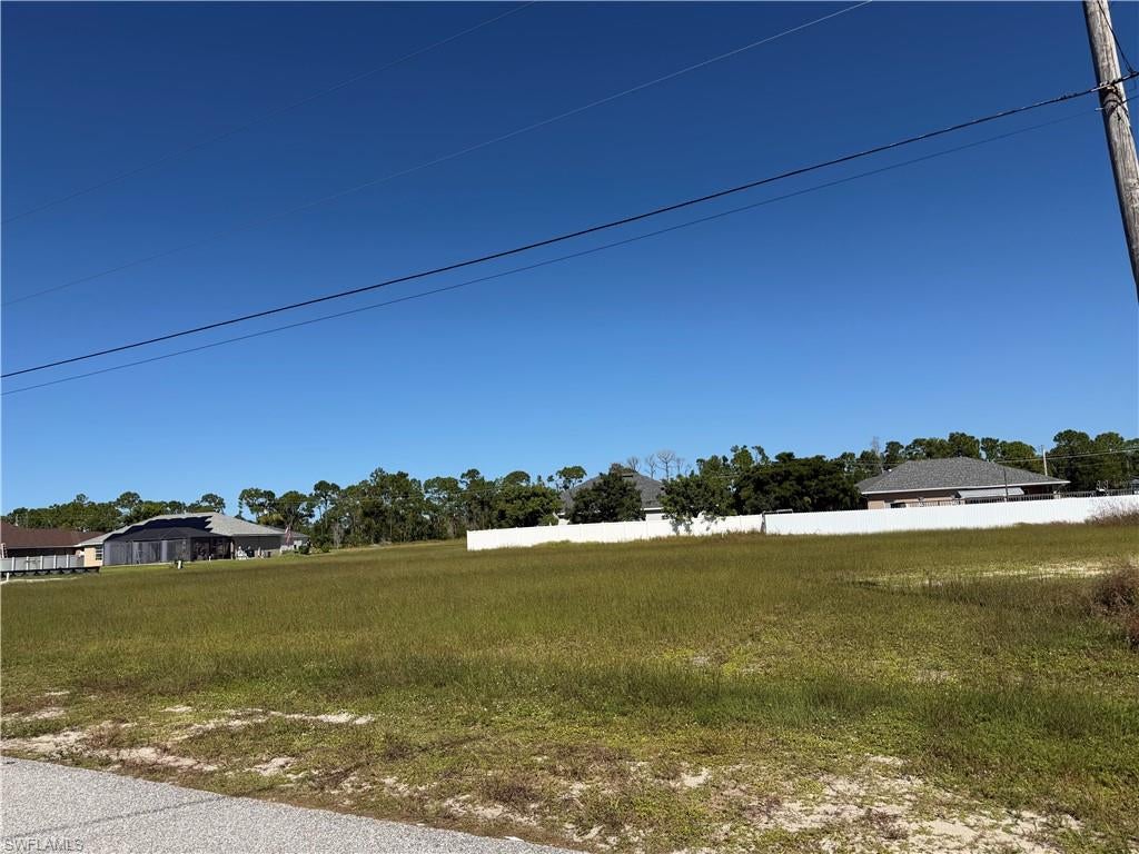 CAPE CORAL - Land