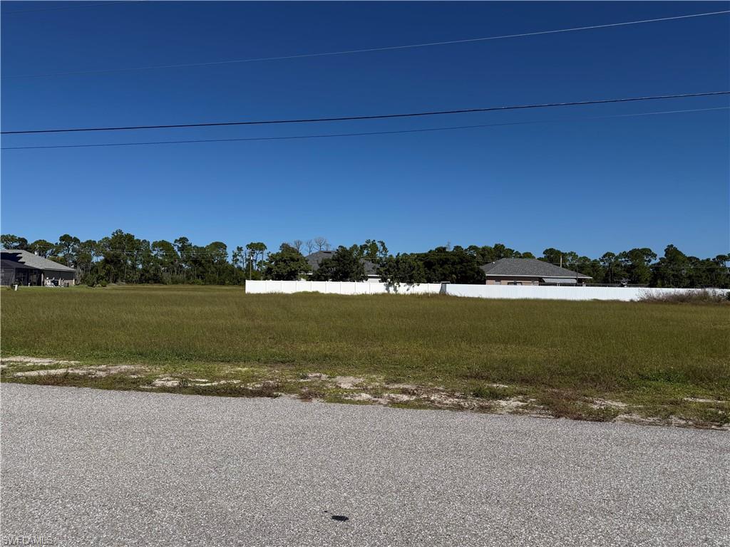 CAPE CORAL - Land