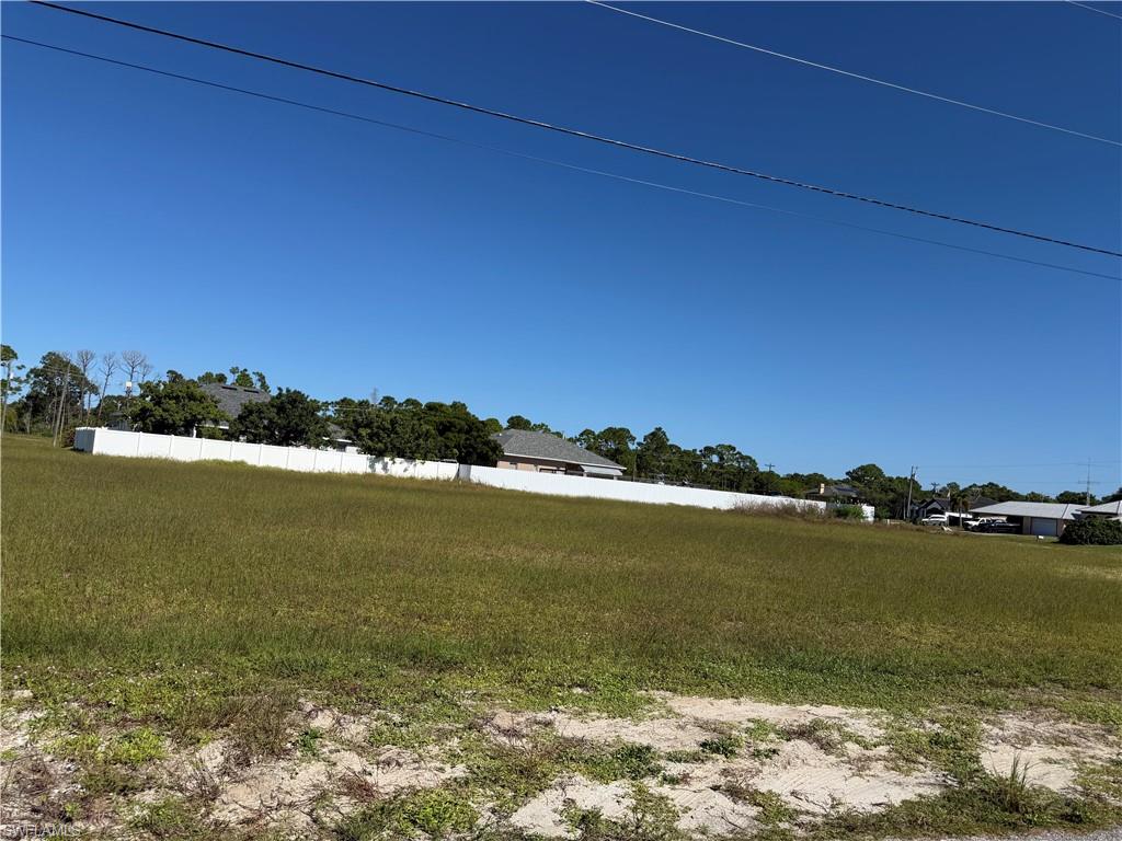 CAPE CORAL - Land