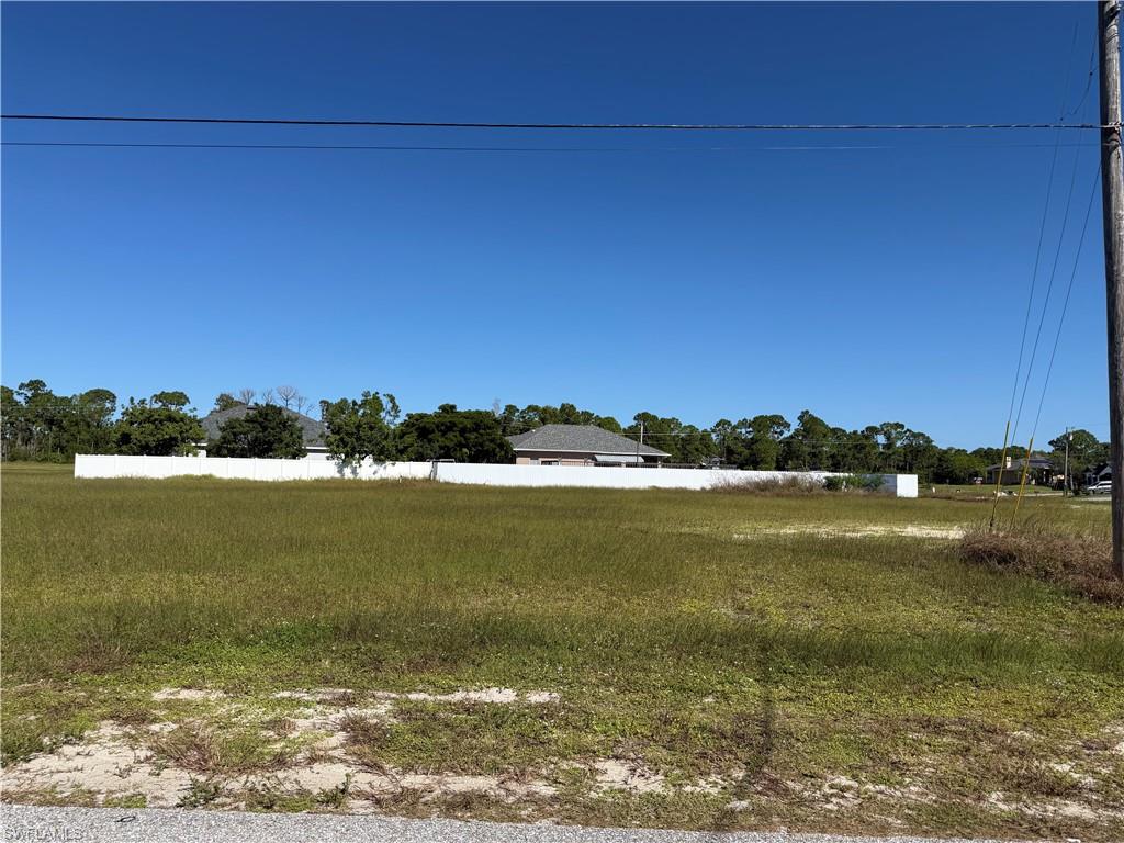 CAPE CORAL - Land