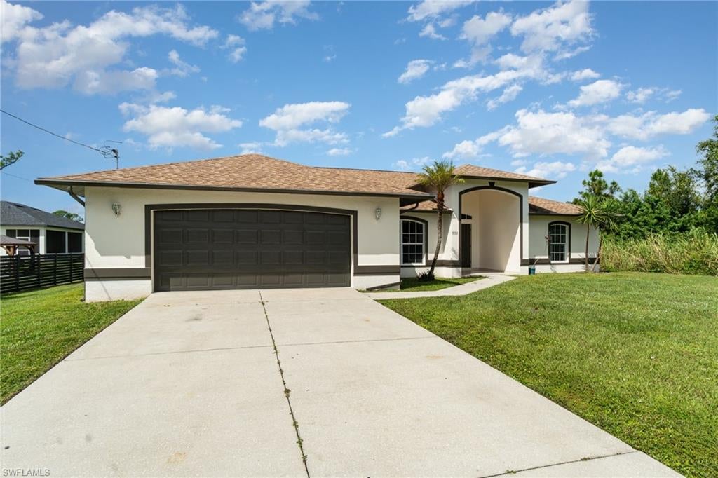 LEHIGH ACRES - Residential