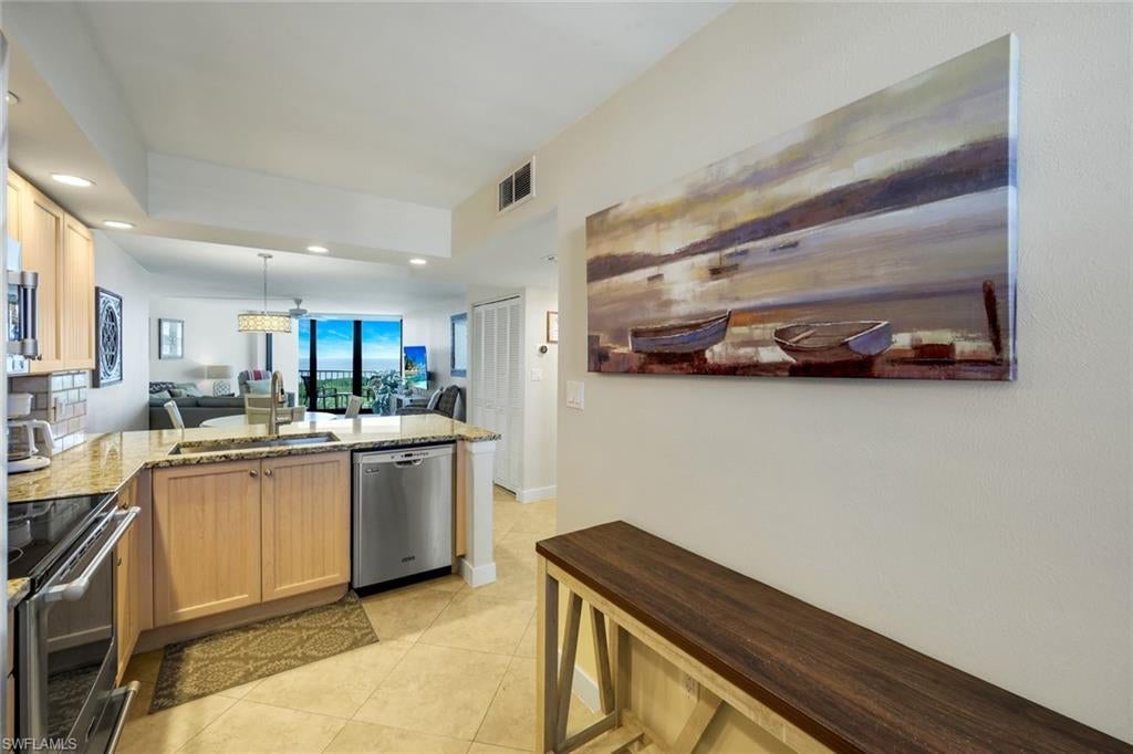SOUTH SEAS CLUB CONDO - Residential
