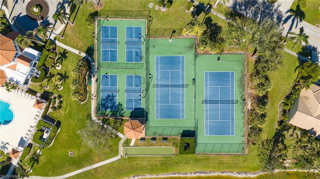 EMERALD LAKES - Residential Lease