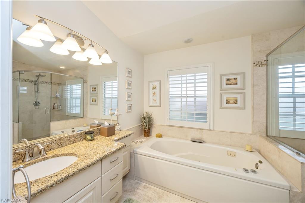 EMERALD LAKES - Residential Lease
