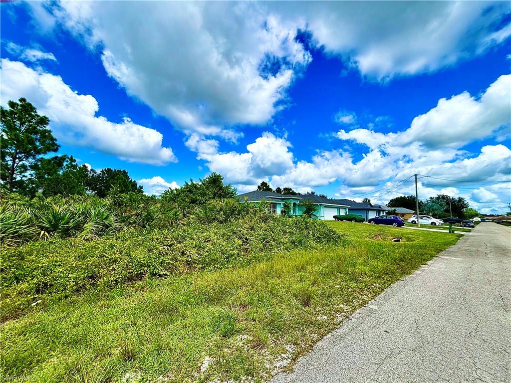 LEHIGH ACRES - Land