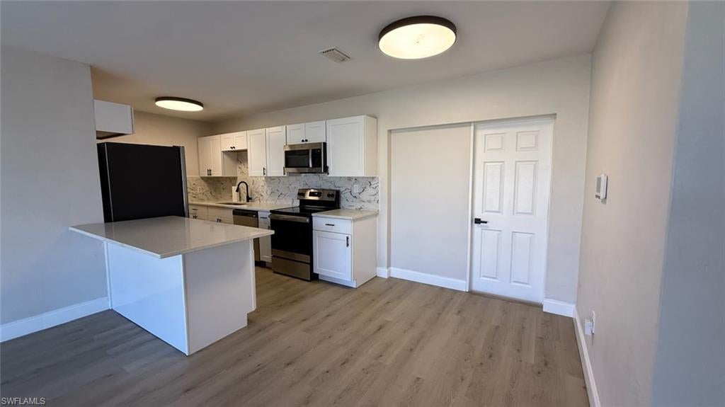 PORT CHARLOTTE - Residential