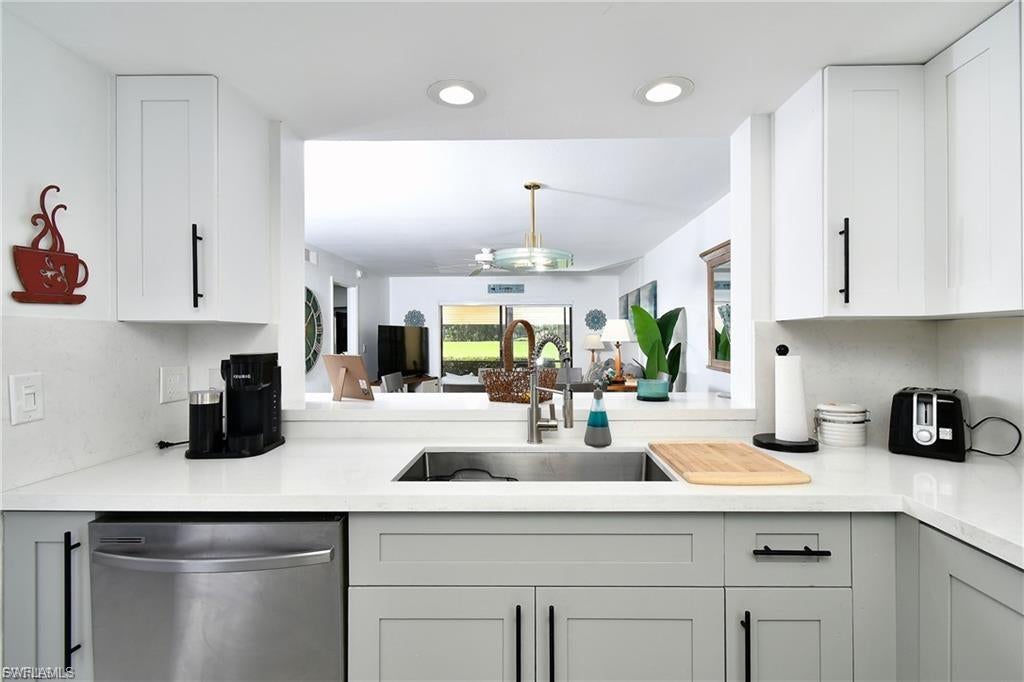 TERRACE - Residential Lease
