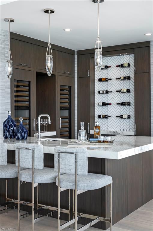 REGENT - Residential