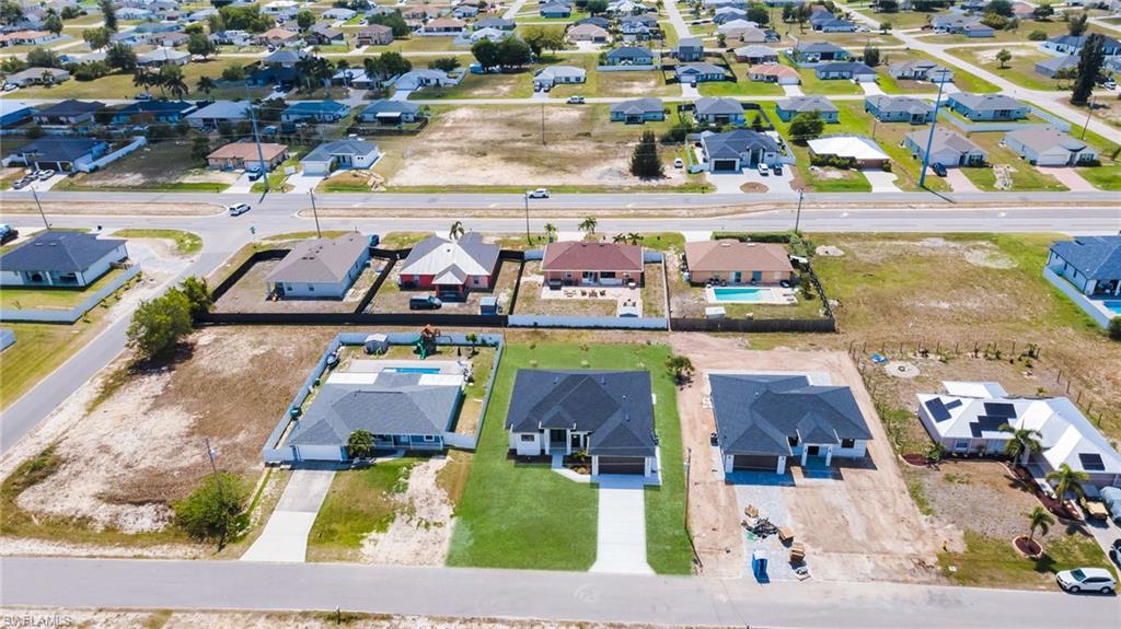 CAPE CORAL - Residential