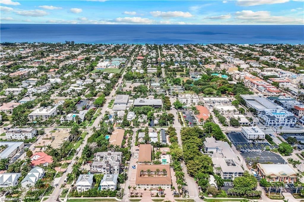 CASTLETON GARDENS - Residential