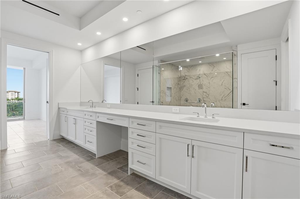 INFINITY AT THE COLONY - Residential