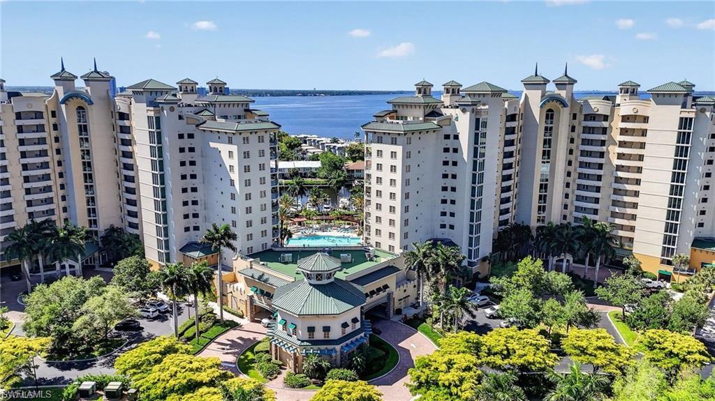 NORTH STAR YACHT CLUB - Residential
