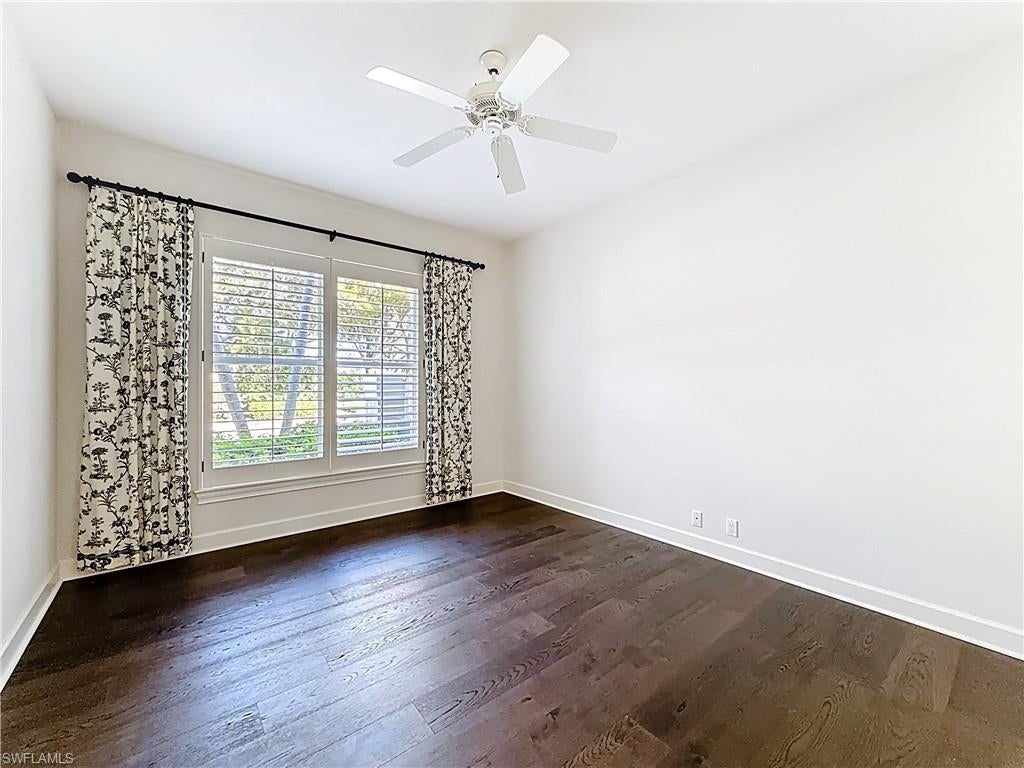 LANCASTER SQUARE - Residential