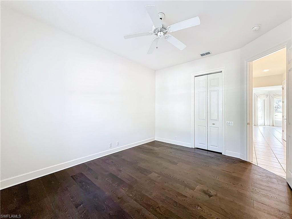 LANCASTER SQUARE - Residential