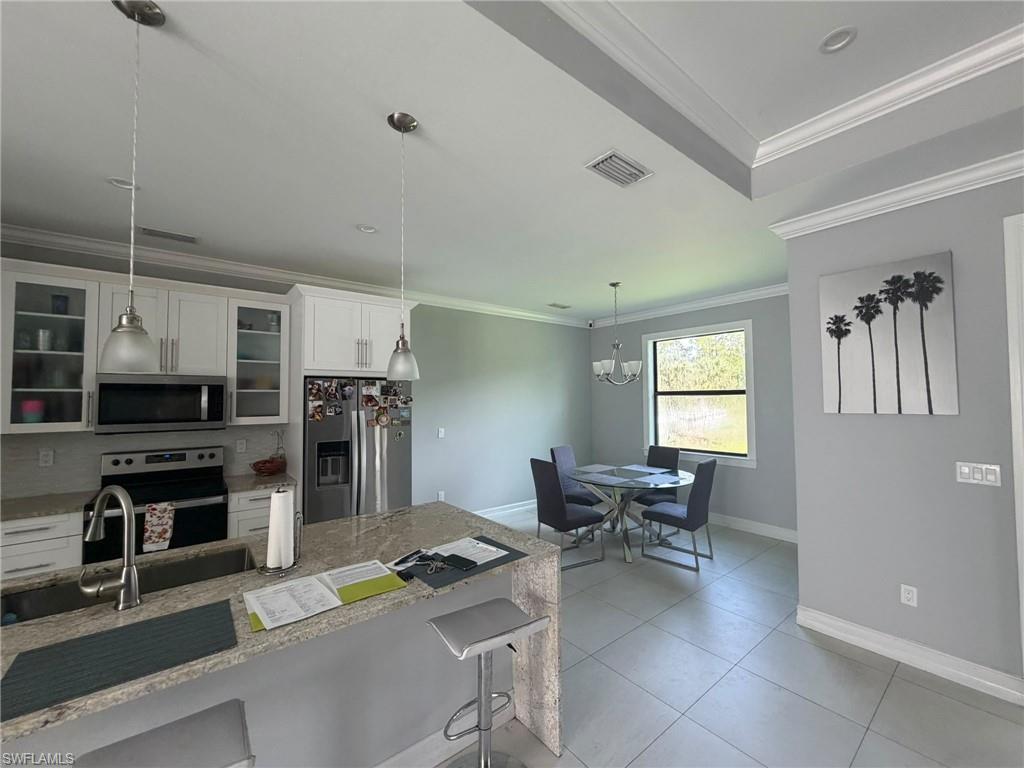 GOLDEN GATE ESTATES - Residential