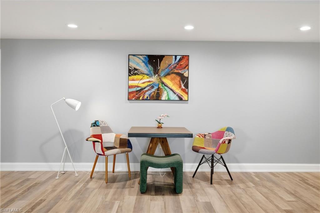 DORCHESTER - Residential