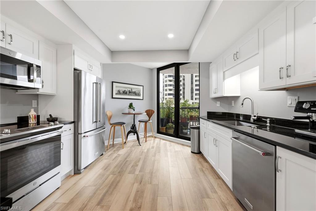 DORCHESTER - Residential