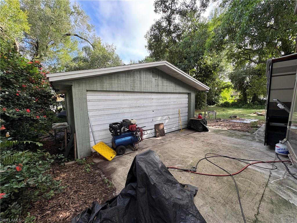 FORT MYERS - Residential Income