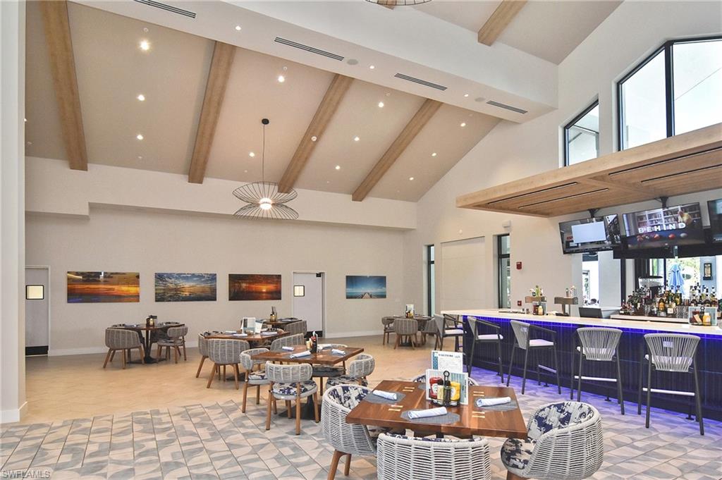 FAIRWAY ISLES - Residential