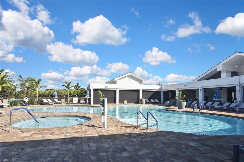 FAIRWAY ISLES - Residential