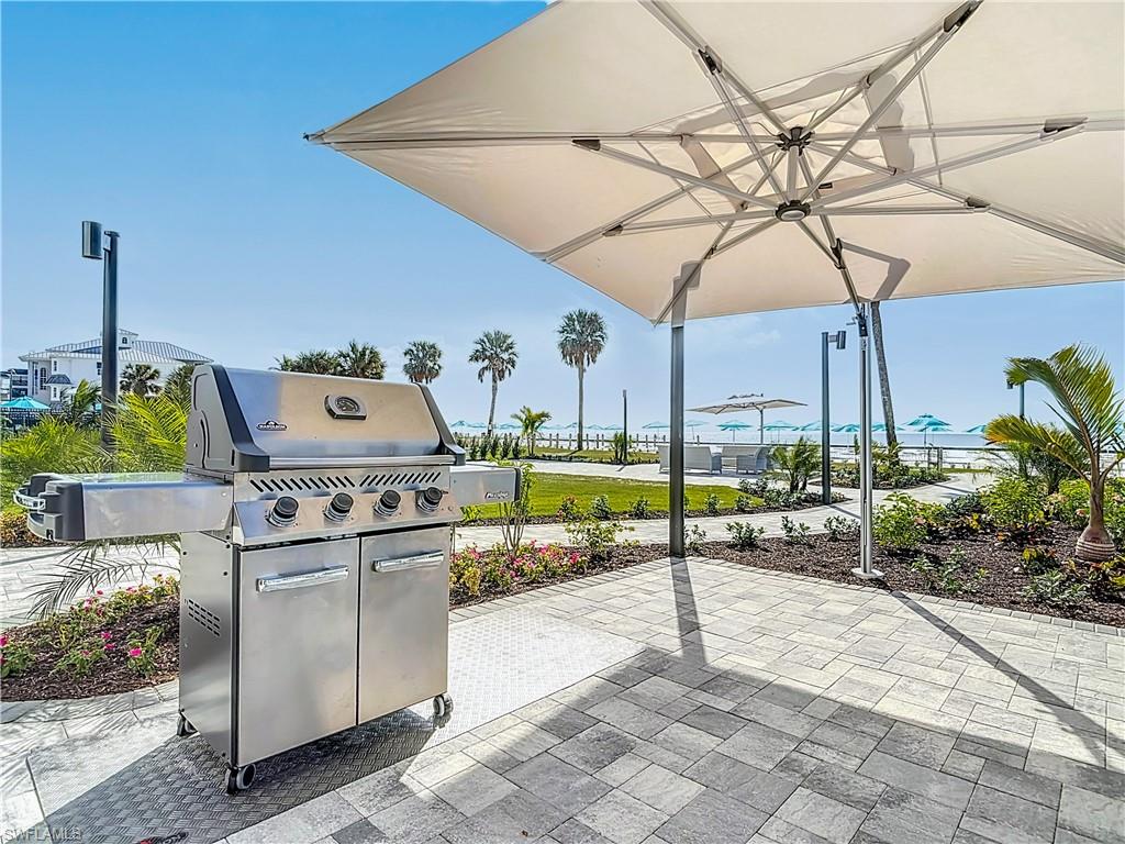 CAPER BEACH CLUB - Residential