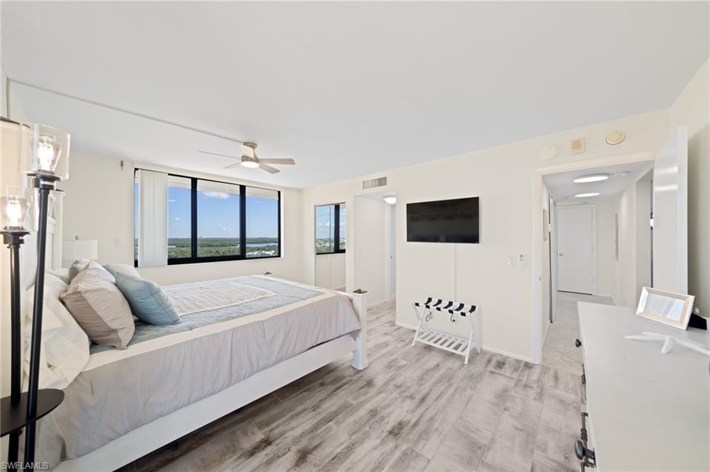 CAPER BEACH CLUB - Residential