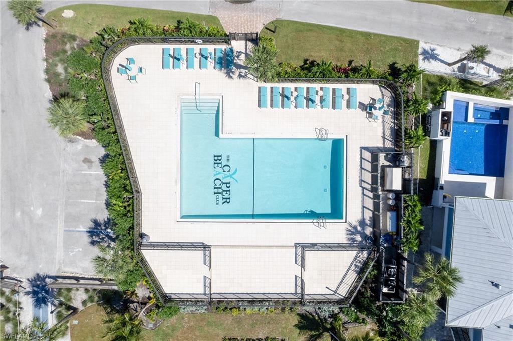 CAPER BEACH CLUB - Residential