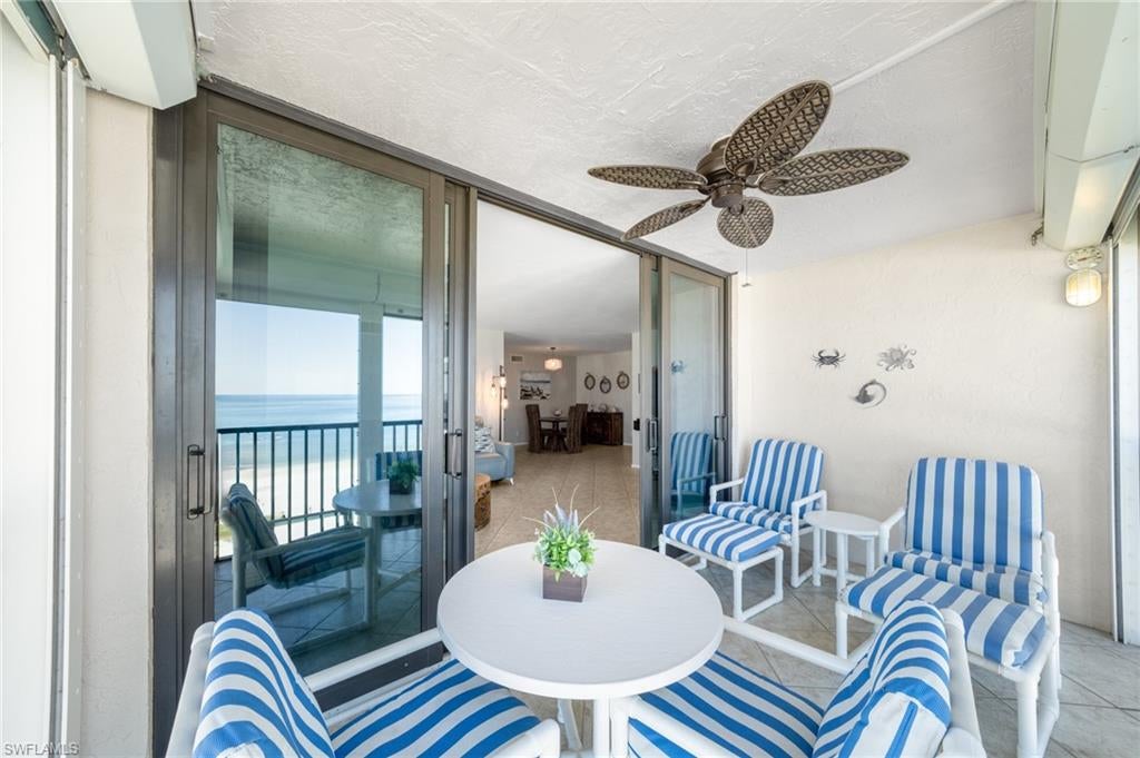 CAPER BEACH CLUB - Residential