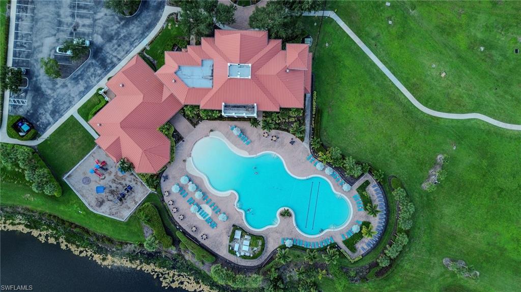 HAMPTON LAKES - Residential