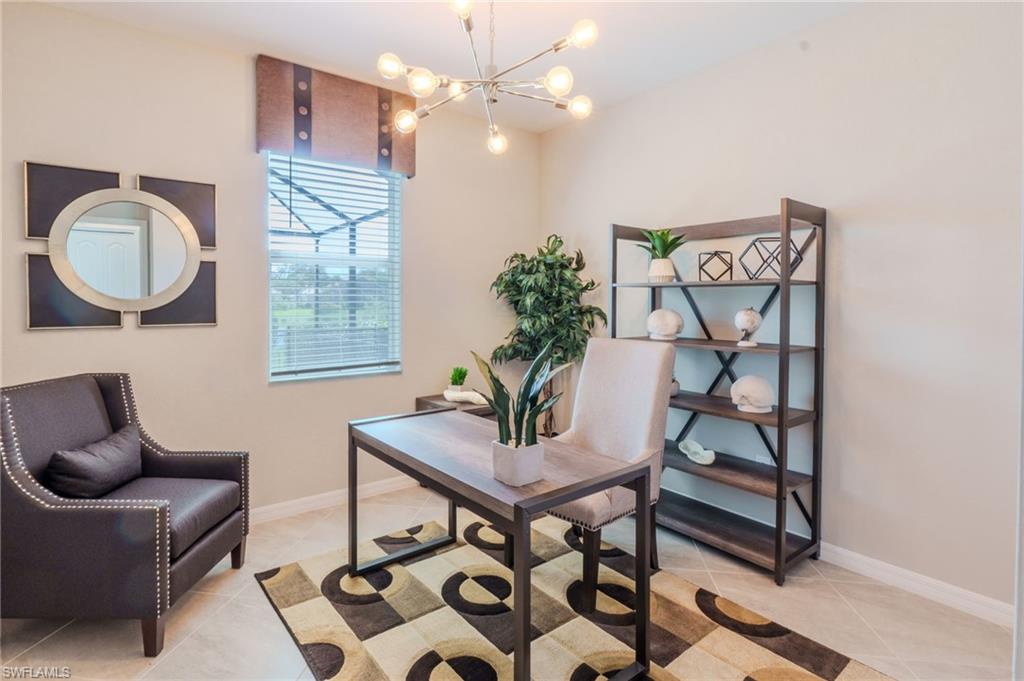 HAMPTON LAKES - Residential