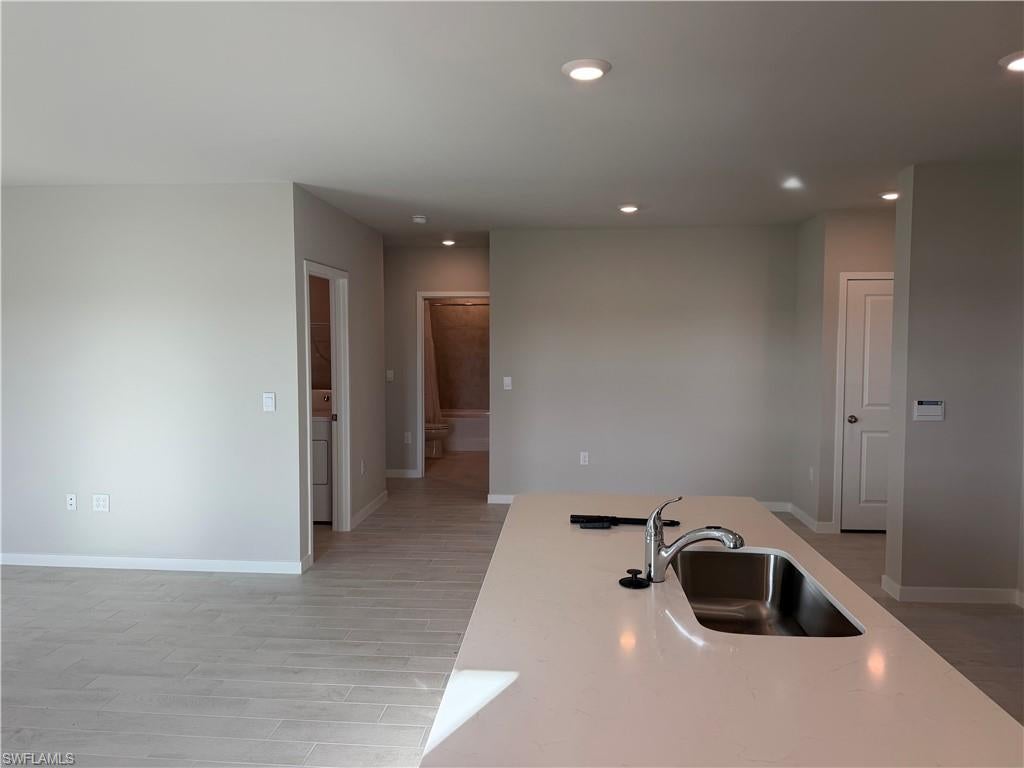 FORT MYERS HOUSE & HOME CENTER - Residential Lease