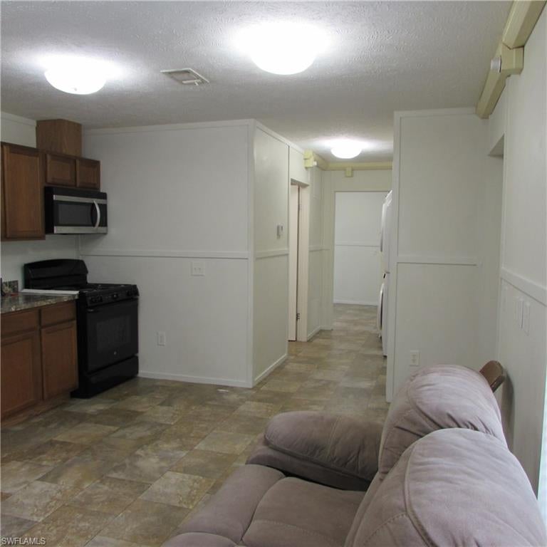PINE ISLAND CENTER - Residential