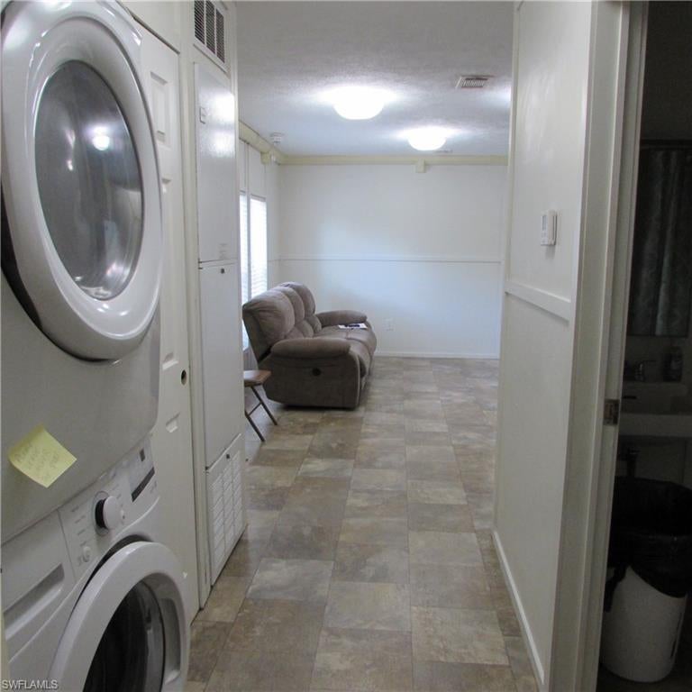 PINE ISLAND CENTER - Residential