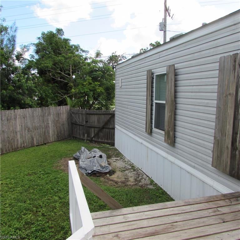 PINE ISLAND CENTER - Residential