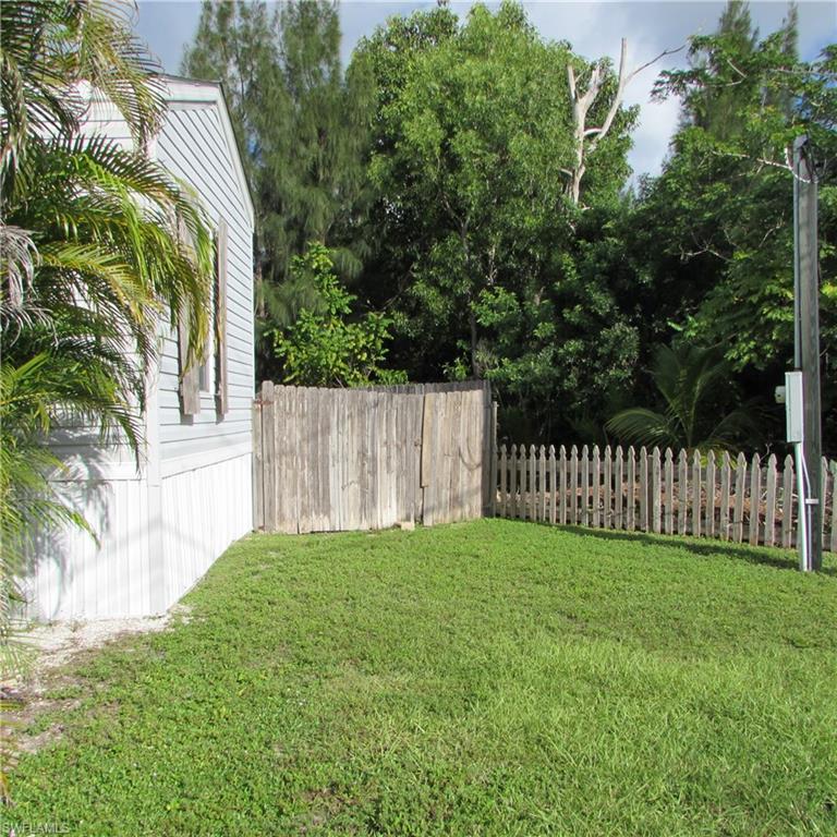 PINE ISLAND CENTER - Residential