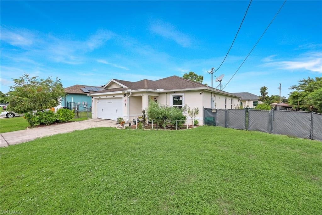 LEHIGH ACRES - Residential