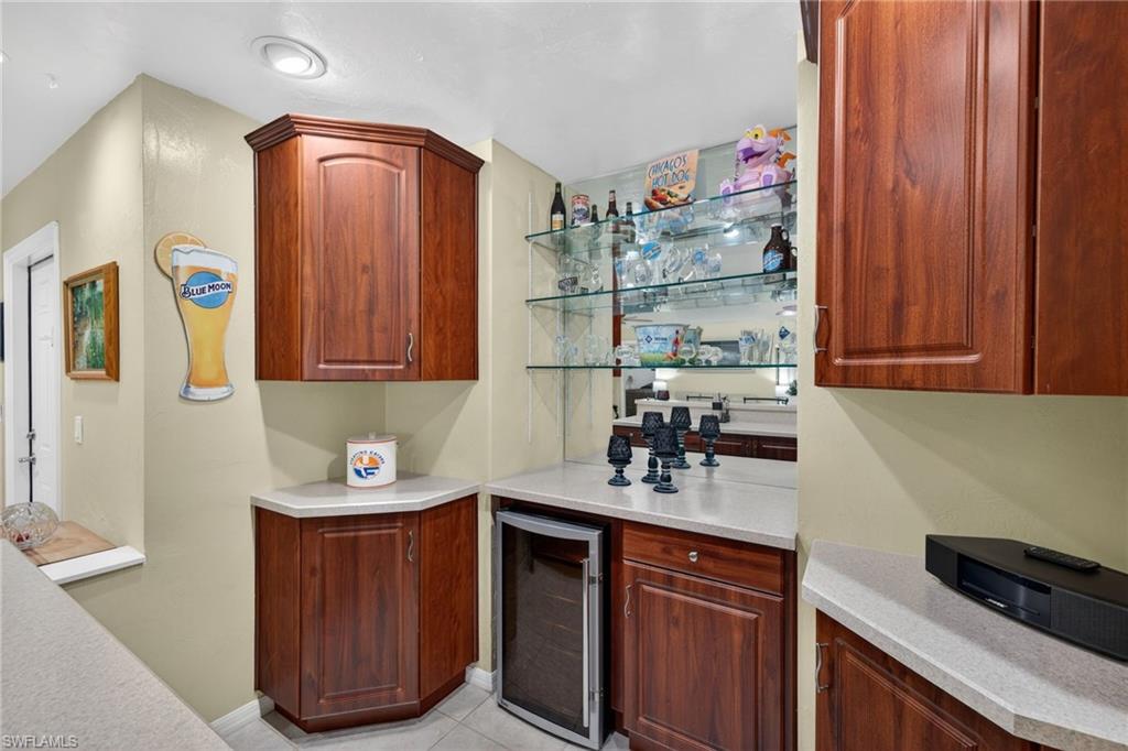 WYLDEWOOD LAKES CONDO - Residential