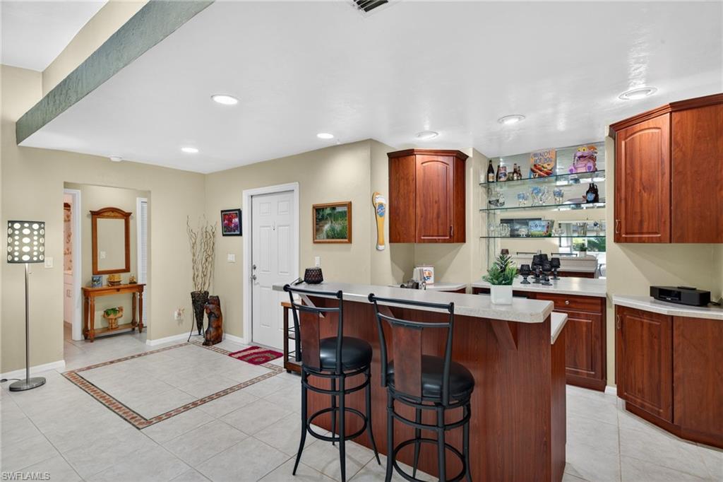 WYLDEWOOD LAKES CONDO - Residential