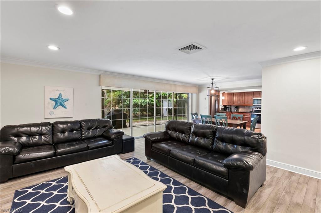 MARCO BEACH - Residential