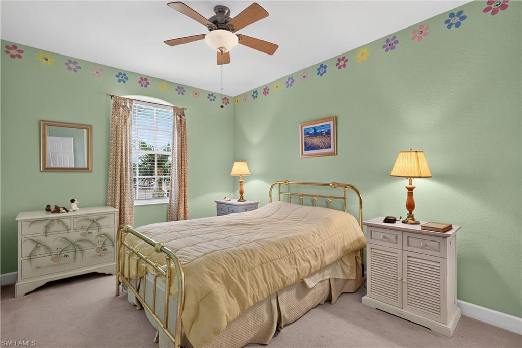 CROWN COLONY - Residential
