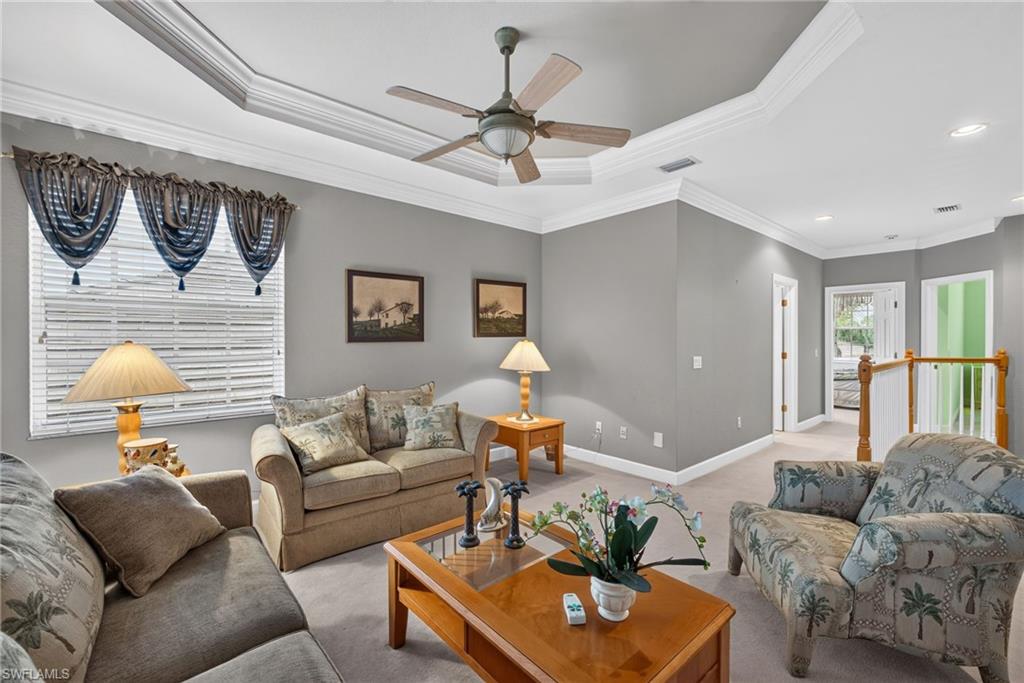 CROWN COLONY - Residential