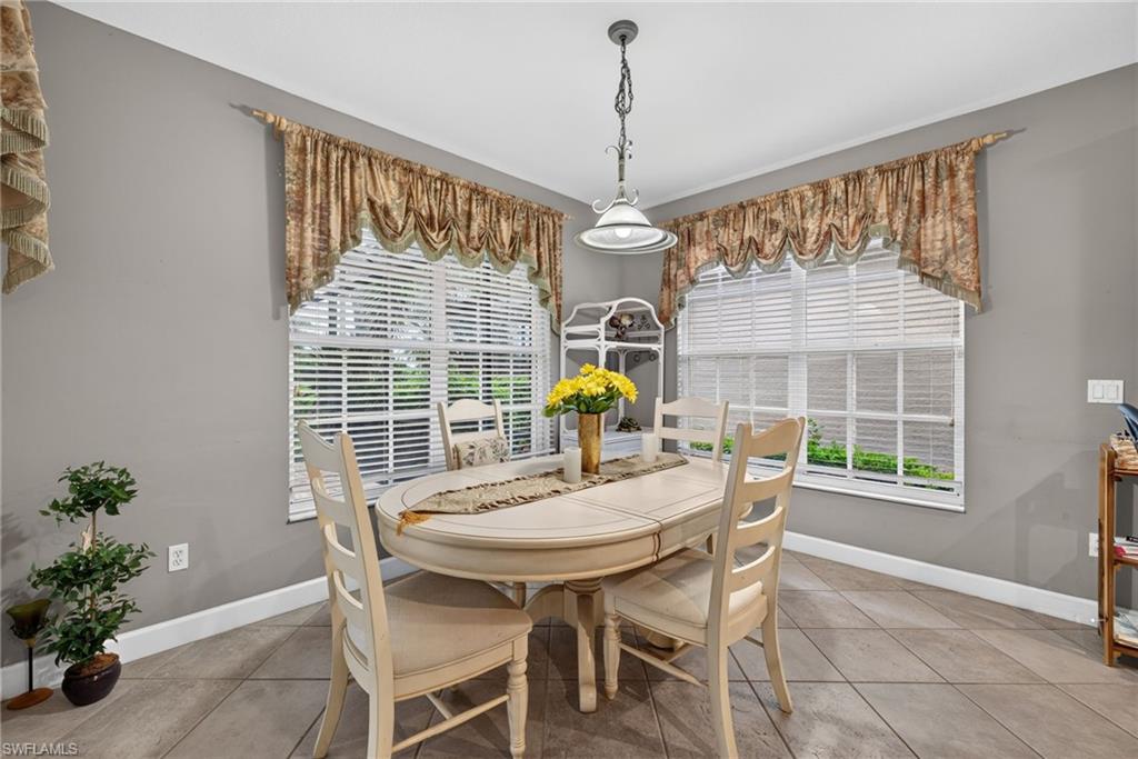CROWN COLONY - Residential