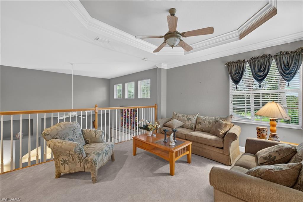 CROWN COLONY - Residential