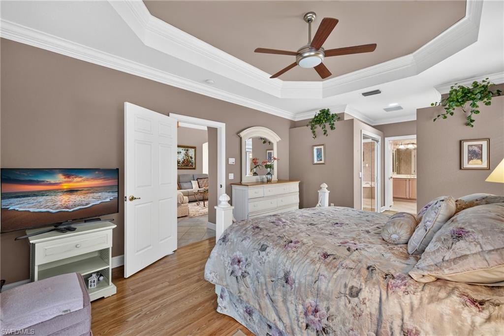 CROWN COLONY - Residential