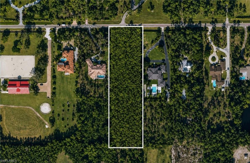 LIVINGSTON WOODS - Land